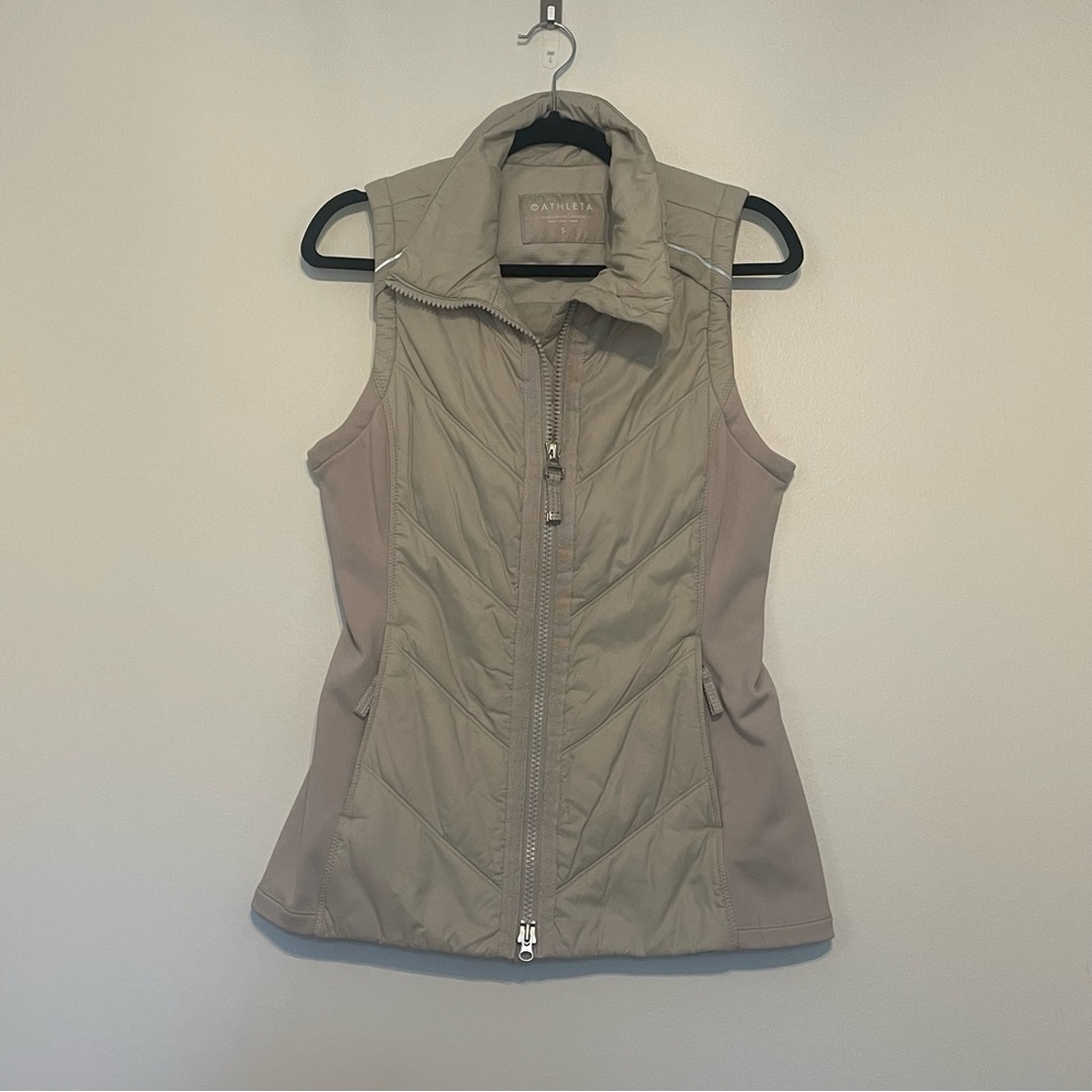 Athleta Dove Gray Quilted Down Vest